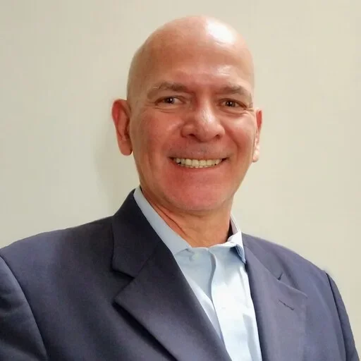 Alfonso Roberto Morales San Román Headshot